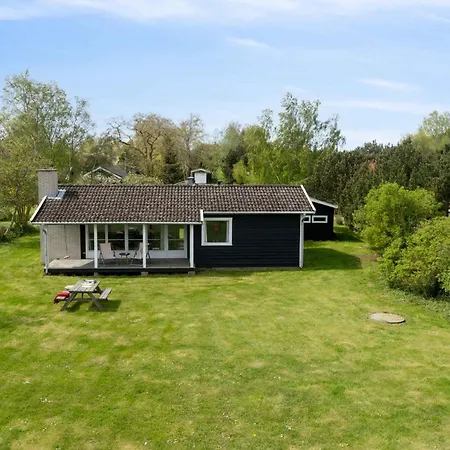 Summer Idyll At Natures Pearl, Casa de Férias Stubbekøbing