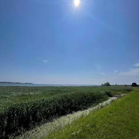 別荘 Summer Idyll At Nature's Pearl Stubbekøbing